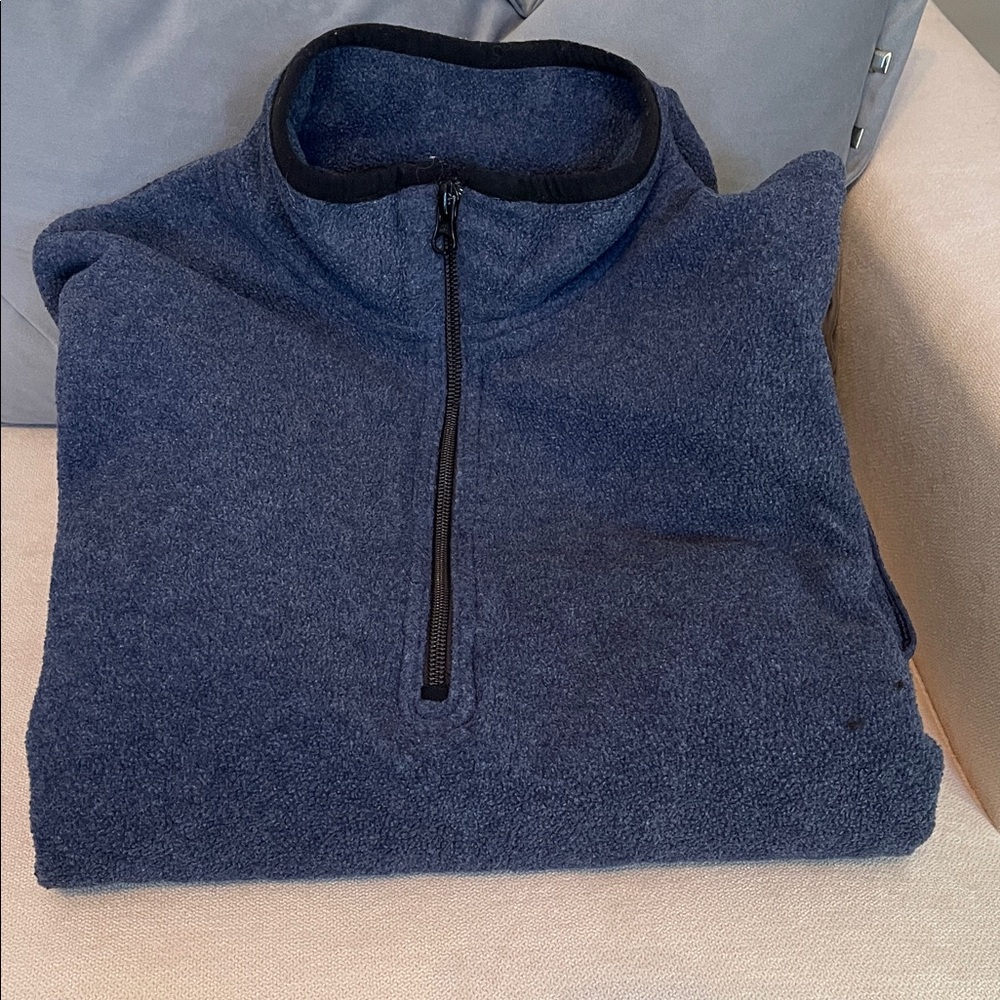 Men's Old Navy Blue Half-Zip Fleece. M